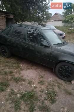 Седан Opel Kadett 1987 в 