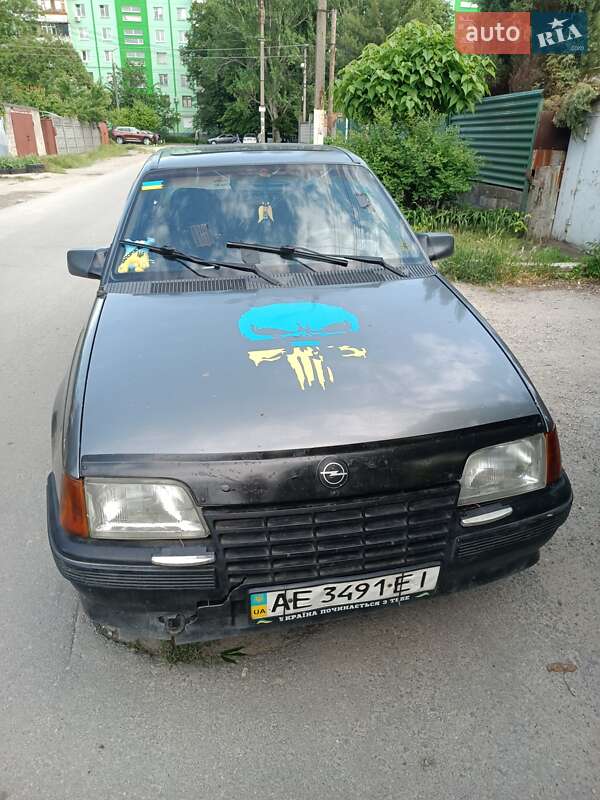 Хетчбек Opel Kadett 1987 в Запоріжжі фото 4 Хетчбек Opel Kadett 1987 в Запоріжжі