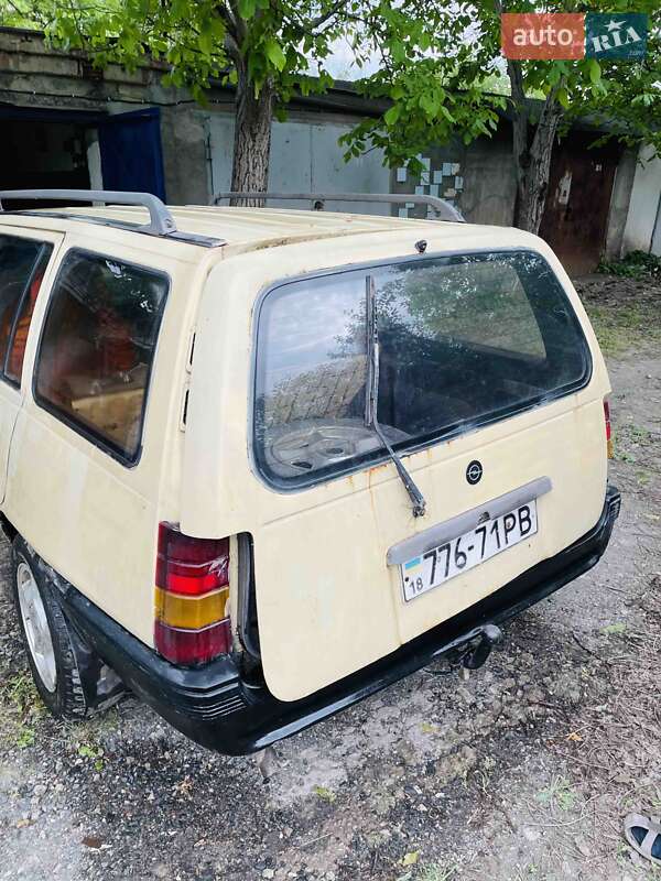 Универсал Opel Kadett 1989 в 