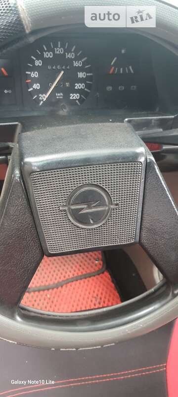 Универсал Opel Kadett 1987 в Одессе