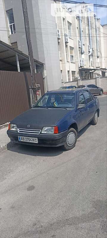 Седан Opel Kadett 1990 в Вінниці