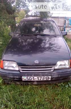 Седан Opel Kadett 1991 в Дубні