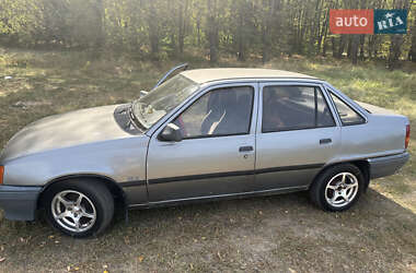 Седан Opel Kadett 1987 в Малине