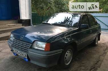 Седан Opel Kadett 1987 в Белой Церкви