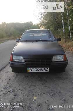 Седан Opel Kadett 1986 в Виннице