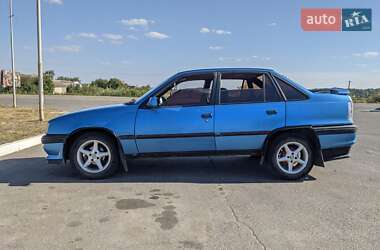 Седан Opel Kadett 1988 в Надворной