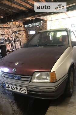 Універсал Opel Kadett 1991 в Помічній