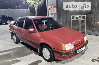 Седан Opel Kadett 1991 в Шепетовке