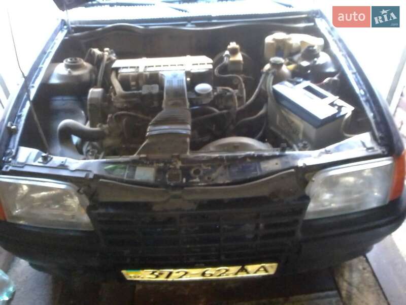 Универсал Opel Kadett 1987 в Днепре фото 2 Универсал Opel Kadett 1987 в Днепре