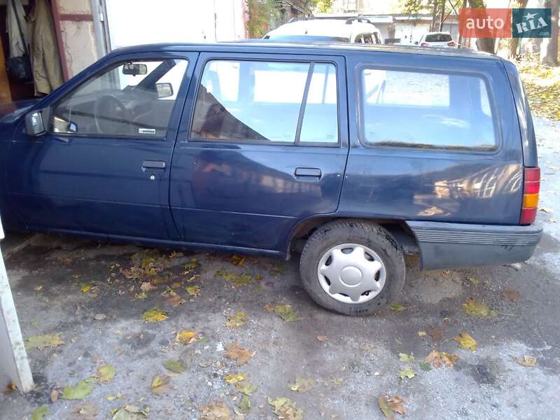 Универсал Opel Kadett 1987 в Днепре фото 7 Универсал Opel Kadett 1987 в Днепре