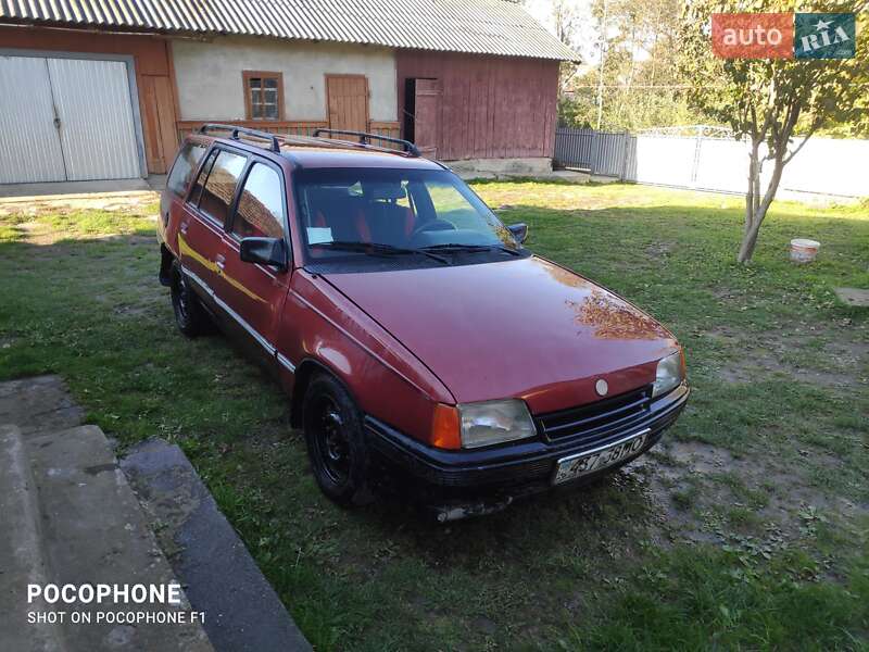 Універсал Opel Kadett 1989 в Коломиї