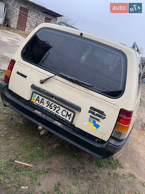 Універсал Opel Kadett 1986 в Ізмаїлі