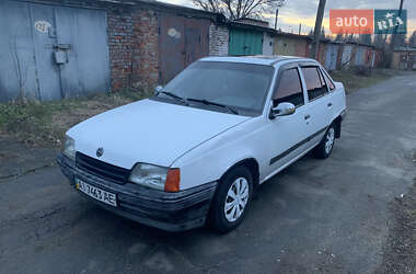 Седан Opel Kadett 1987 в Умани