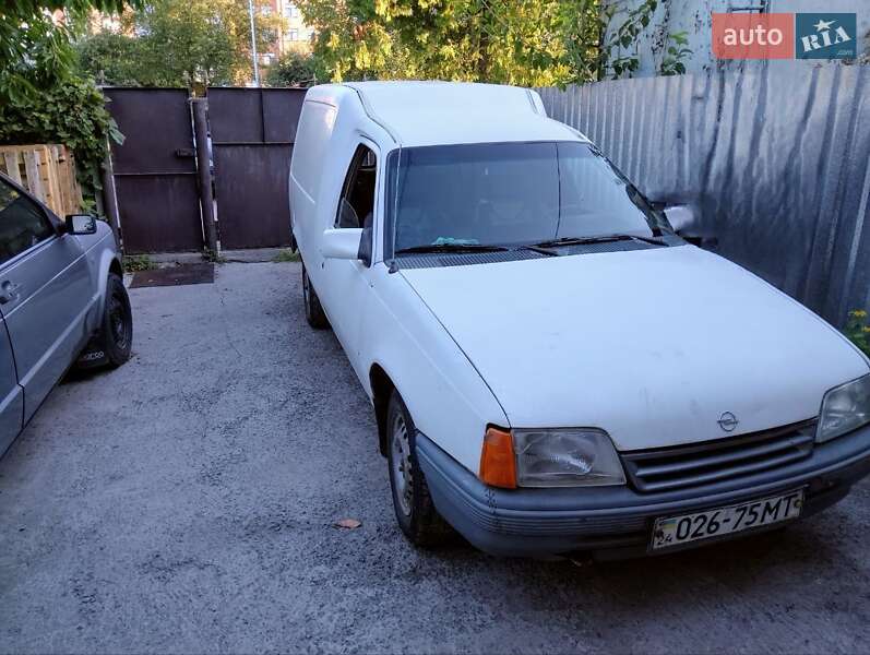 Универсал Opel Kadett 1991 в 