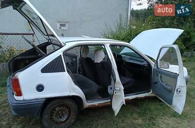 Хэтчбек Opel Kadett 1988 в Счастливом