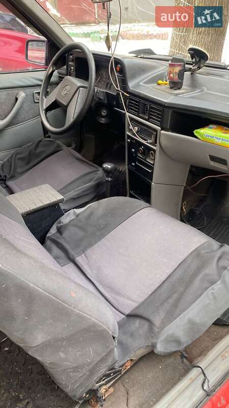 Хетчбек Opel Kadett 1987 в Харкові