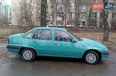 Седан Opel Kadett 1987 в Виннице