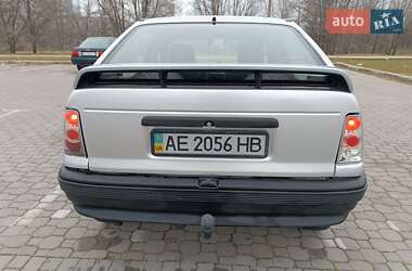 Хэтчбек Opel Kadett 1988 в Запорожье