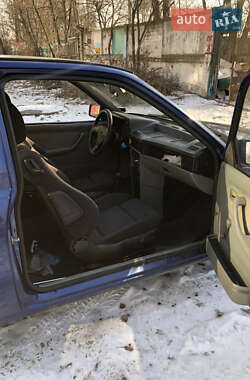 Хэтчбек Opel Kadett 1987 в 