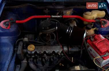 Хэтчбек Opel Kadett 1987 в 