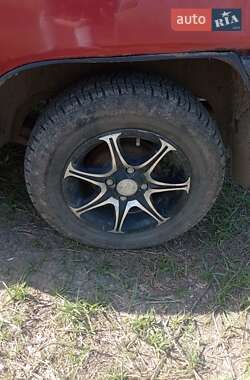 Хэтчбек Opel Kadett 1985 в 