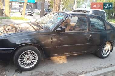 Хэтчбек Opel Kadett 1989 в 