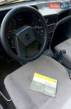 Універсал Opel Kadett 1988 в 
