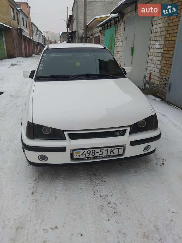 Хетчбек Opel Kadett 1988 в Києві