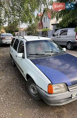 Универсал Opel Kadett 1988 в Одессе