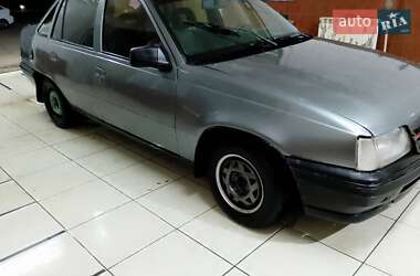 Седан Opel Kadett 1986 в 