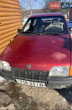 Хэтчбек Opel Kadett 1988 в Ивано-Франковске