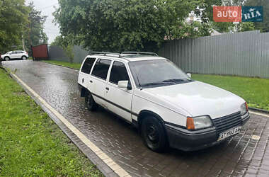Универсал Opel Kadett 1988 в 
