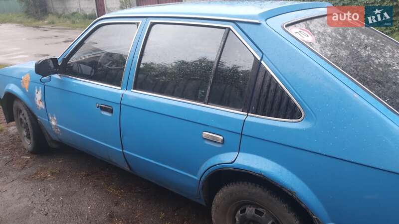 Хэтчбек Opel Kadett 1982 в Фастове