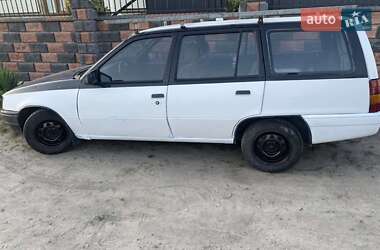 Универсал Opel Kadett 1988 в Костополе