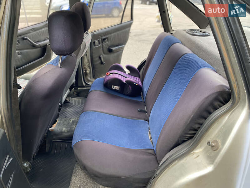 Седан Opel Kadett 1986 в Рівному