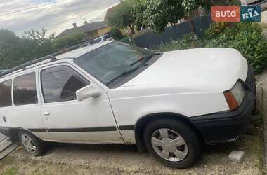 Універсал Opel Kadett 1987 в Луцьку