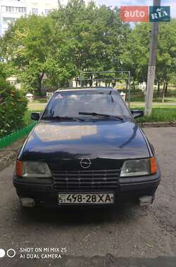 Хэтчбек Opel Kadett 1988 в Харькове