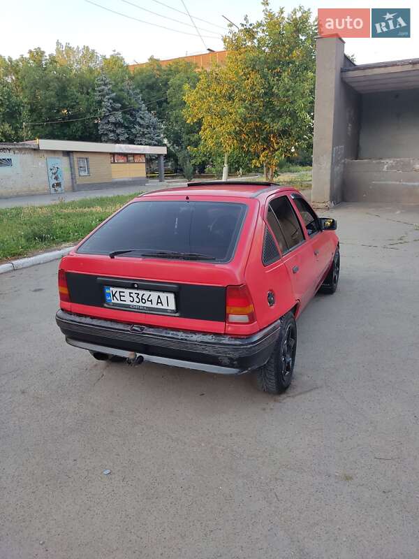 Хетчбек Opel Kadett 1986 в Кривому Розі