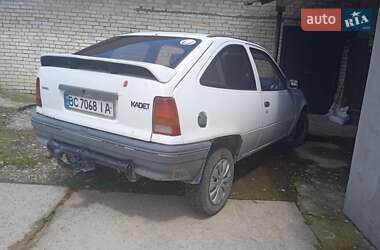 Хэтчбек Opel Kadett 1987 в Дрогобыче