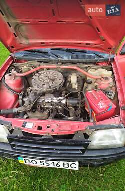 Универсал Opel Kadett 1990 в Кременце