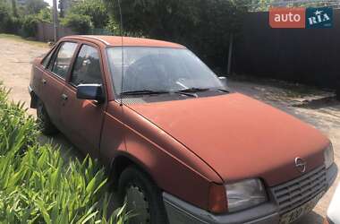 Седан Opel Kadett 1987 в Запоріжжі