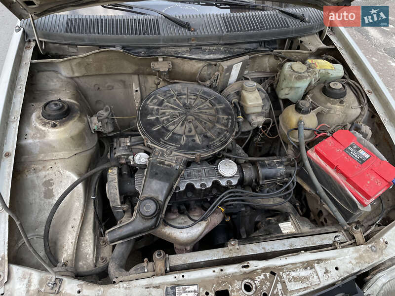 Седан Opel Kadett 1988 в Львове