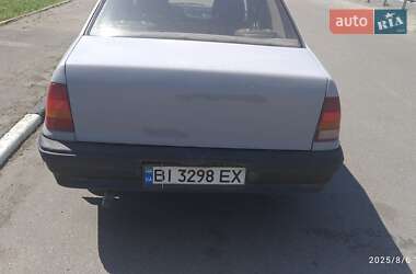 Седан Opel Kadett 1986 в Полтаве