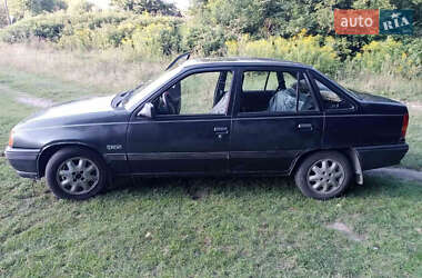 Седан Opel Kadett 1990 в Богуславі