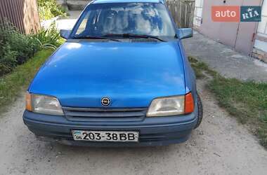 Хэтчбек Opel Kadett 1986 в Житомире