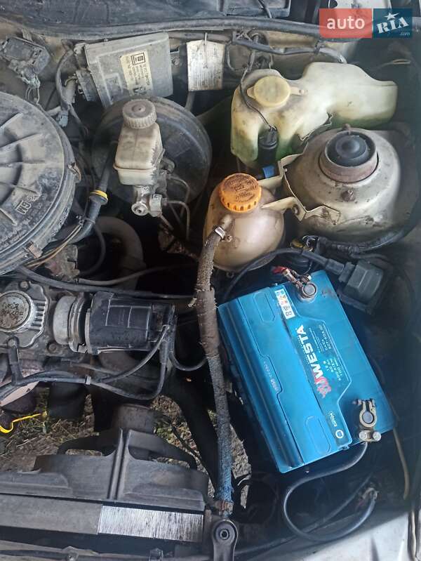 Хэтчбек Opel Kadett 1988 в Белогорье