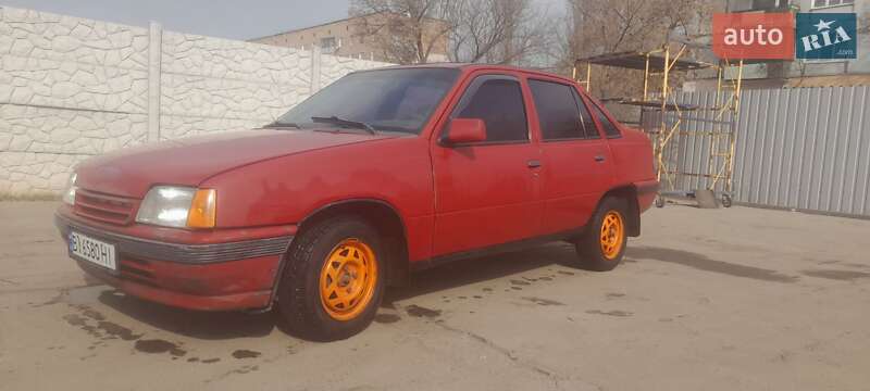 Седан Opel Kadett 1988 в Олександрії