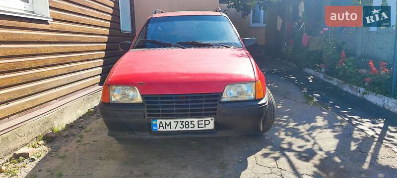 Універсал Opel Kadett 1988 в Звягелі