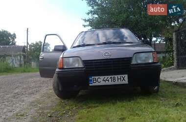 Хетчбек Opel Kadett 1988 в Львові