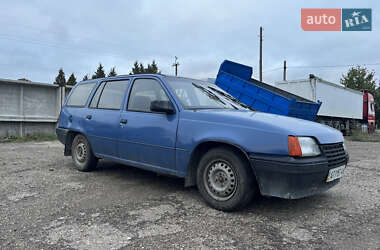 Универсал Opel Kadett 1990 в Городенке
